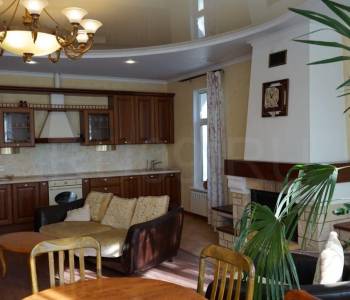 Продается Дом, 280 м²