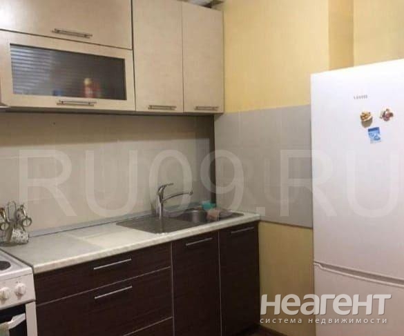 Продается 1-комнатная квартира, 40 м²