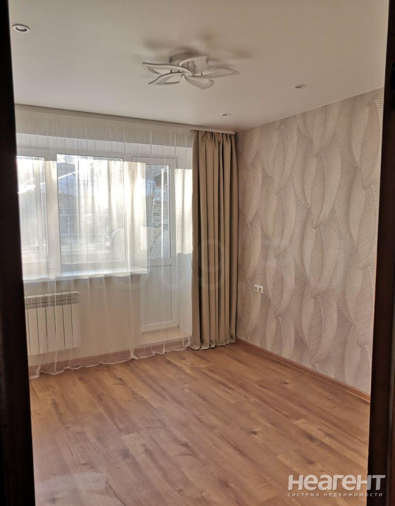 Продается Многокомнатная квартира, 62 м²