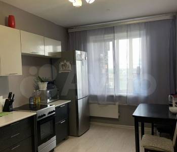 Продается 2-х комнатная квартира, 225 м²