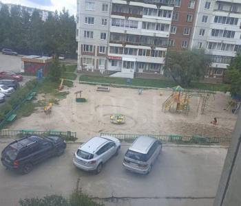 Продается Многокомнатная квартира, 71 м²