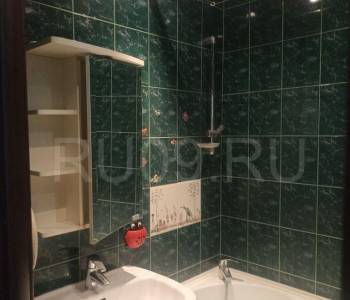 Продается Многокомнатная квартира, 71 м²