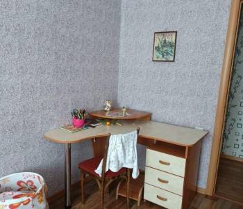 Продается 3-х комнатная квартира, 57 м²