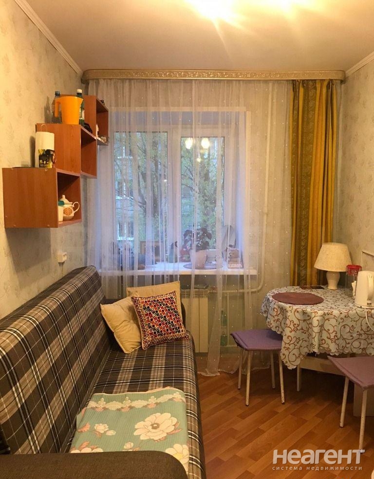 Продается 1-комнатная квартира, 10 м²