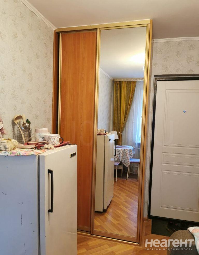 Продается 1-комнатная квартира, 10 м²