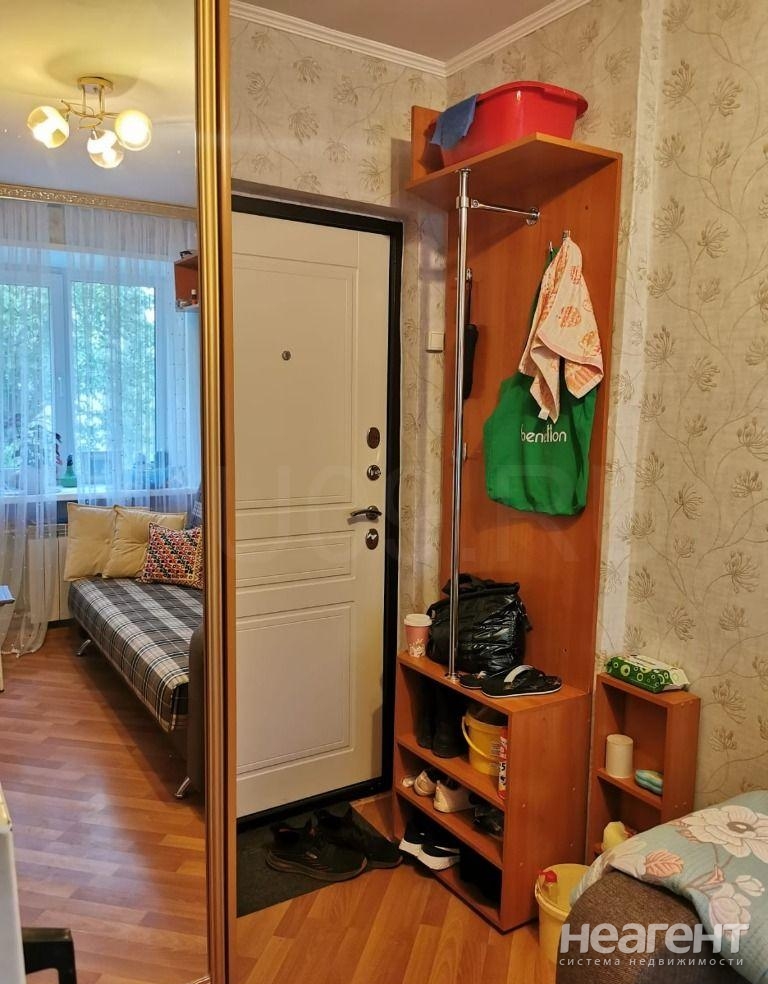 Продается 1-комнатная квартира, 10 м²