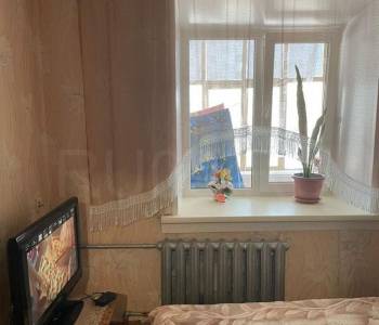 Продается Многокомнатная квартира, 76 м²