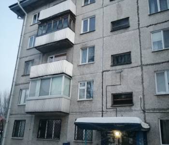 Продается Многокомнатная квартира, 60 м²