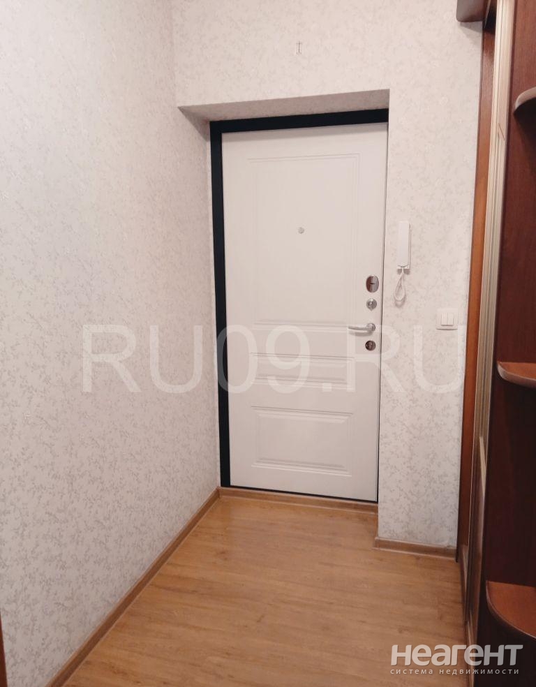 Продается 2-х комнатная квартира, 64 м²