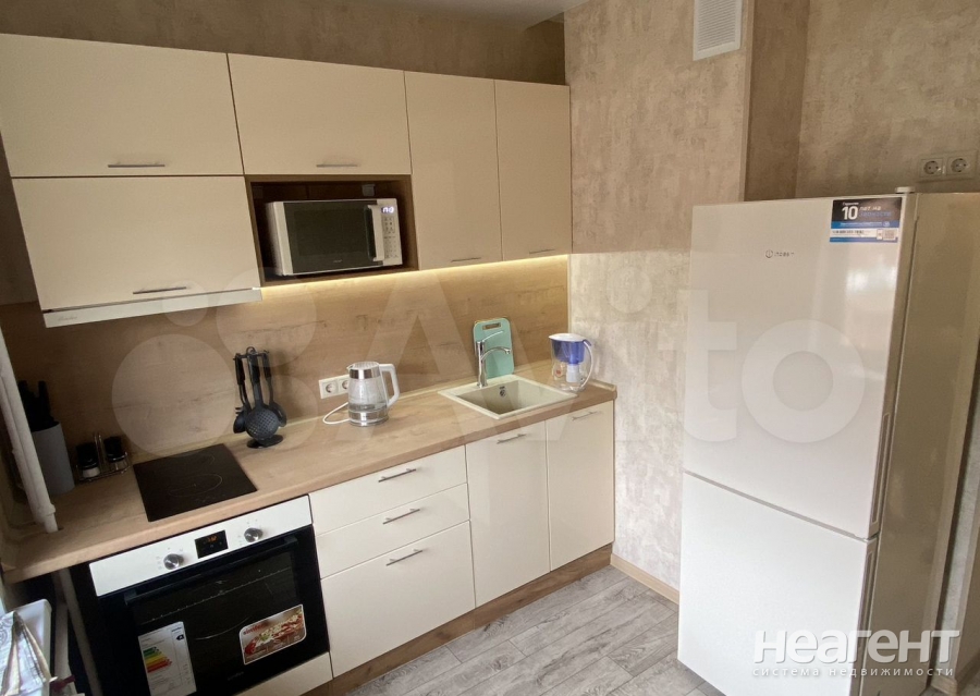 Продается 1-комнатная квартира, 36,5 м²