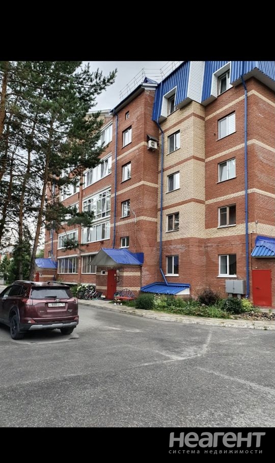 Продается 1-комнатная квартира, 50 м²