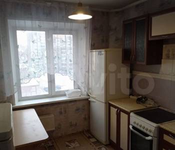 Продается Многокомнатная квартира, 76,7 м²