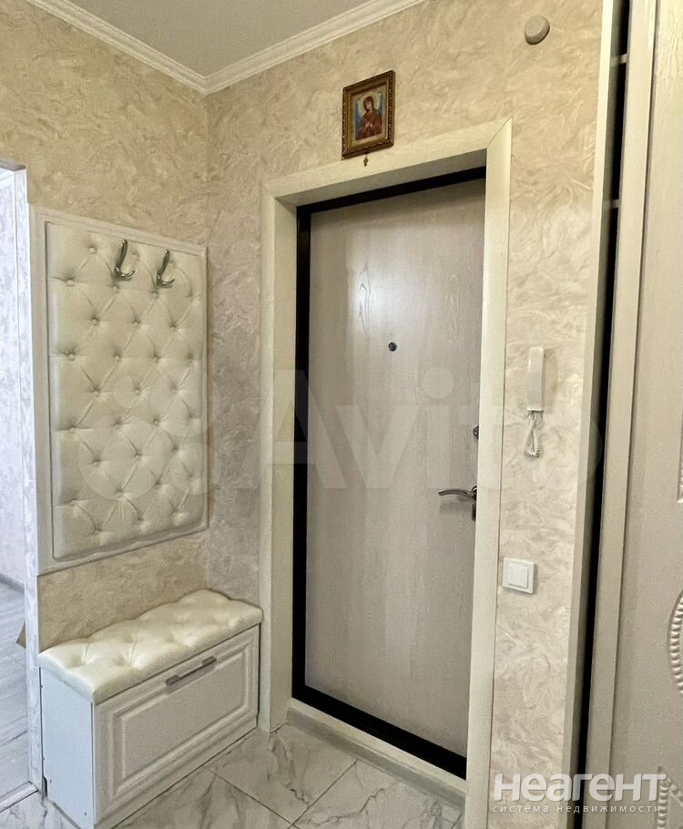 Продается 2-х комнатная квартира, 54 м²