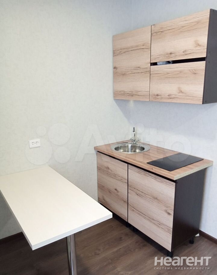 Продается 1-комнатная квартира, 18 м²