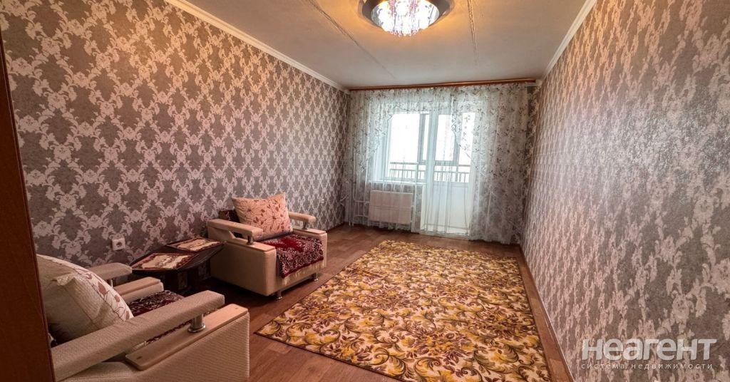 Сдается 1-комнатная квартира, 38 м²