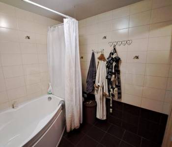 Продается 3-х комнатная квартира, 60 м²