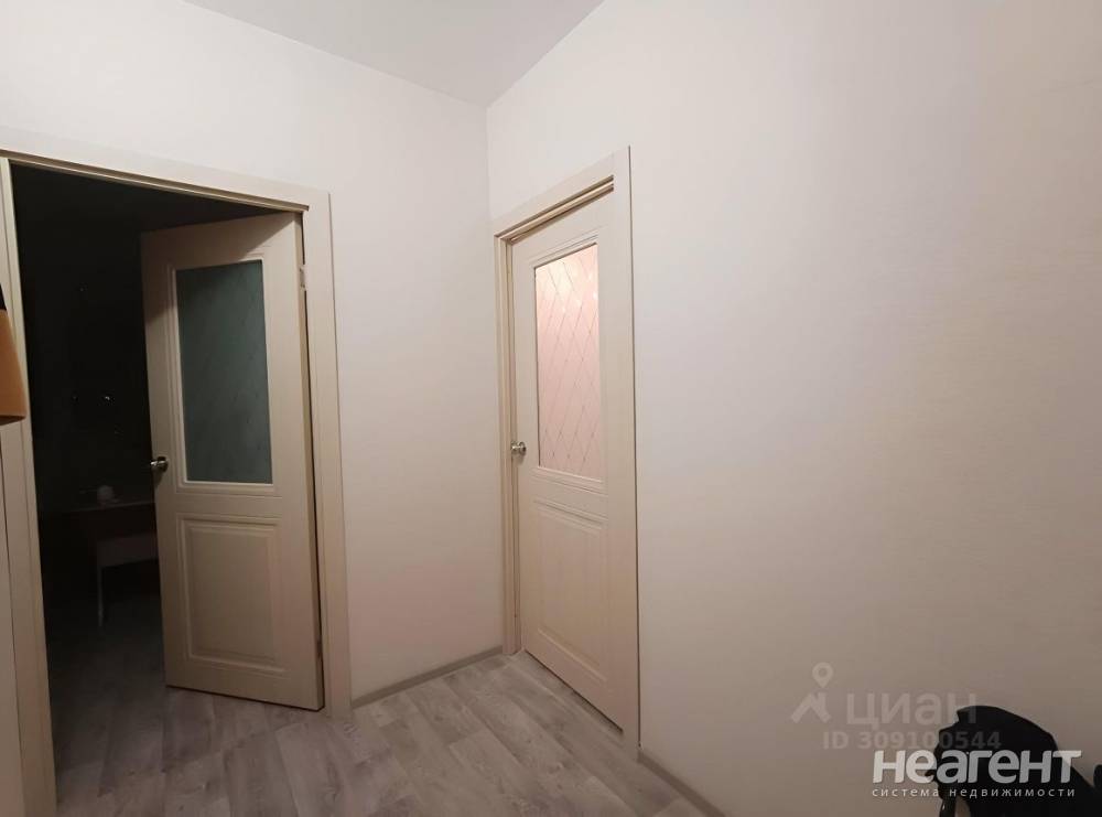 Продается 1-комнатная квартира, 35,5 м²