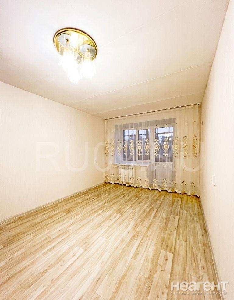 Продается 1-комнатная квартира, 34 м²