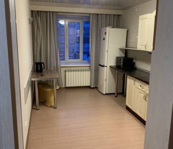 Сдается 1-комнатная квартира, 43 м²