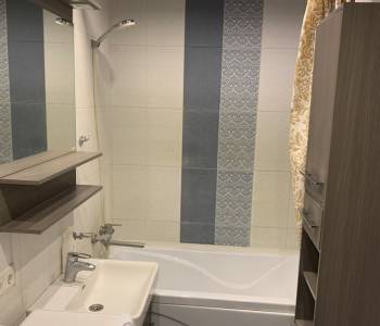 Сдается 1-комнатная квартира, 43 м²