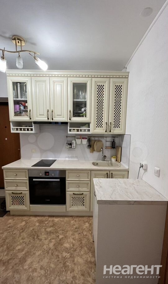 Продается 1-комнатная квартира, 45,1 м²