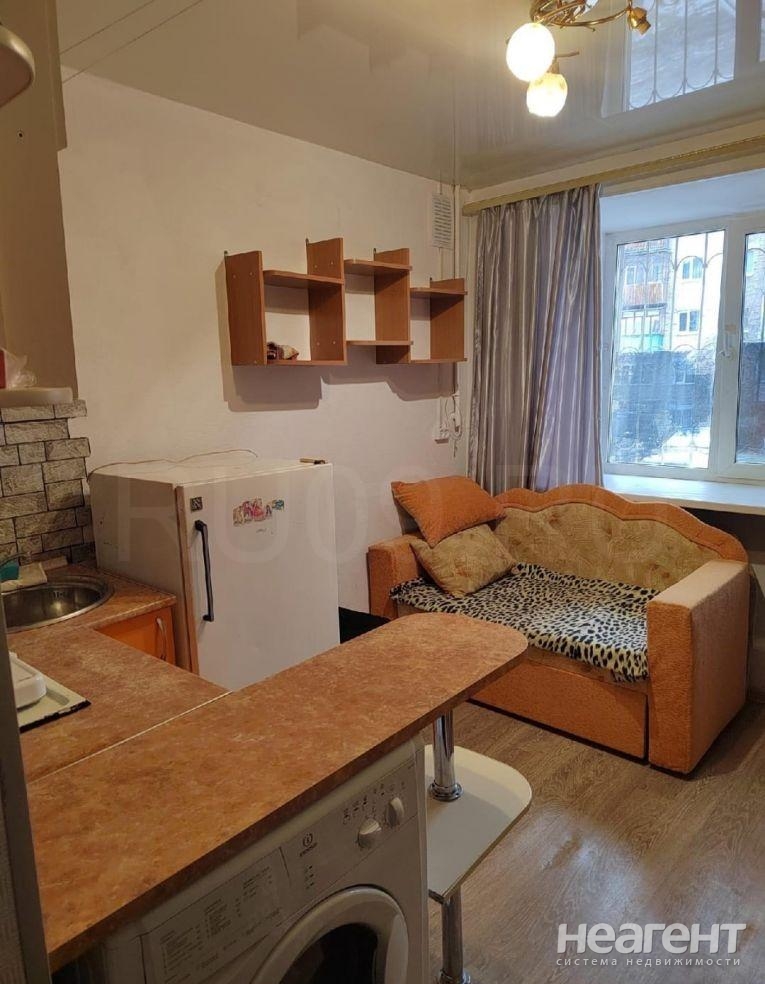 Продается 1-комнатная квартира, 14 м²