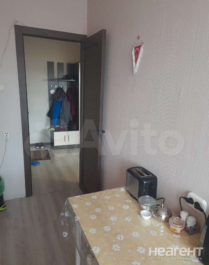 Продается 3-х комнатная квартира, 64 м²