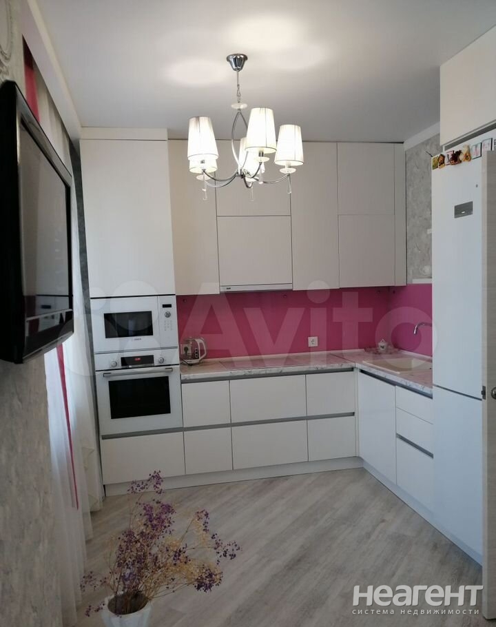 Продается 2-х комнатная квартира, 65 м²