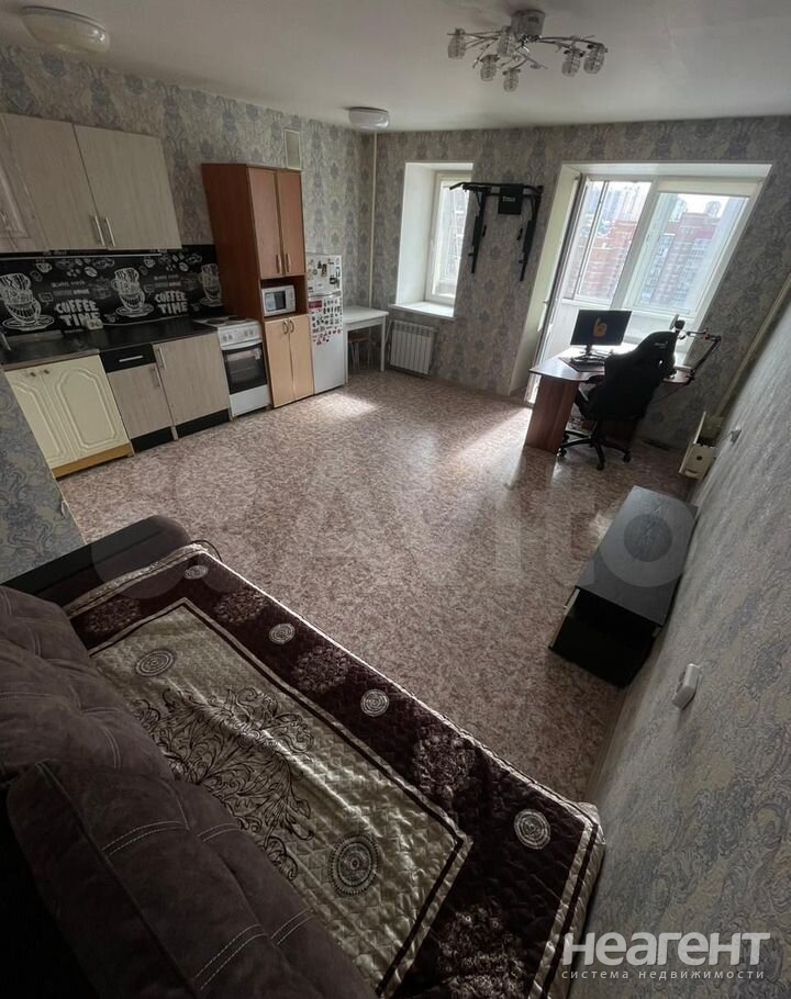 Продается 1-комнатная квартира, 30,7 м²