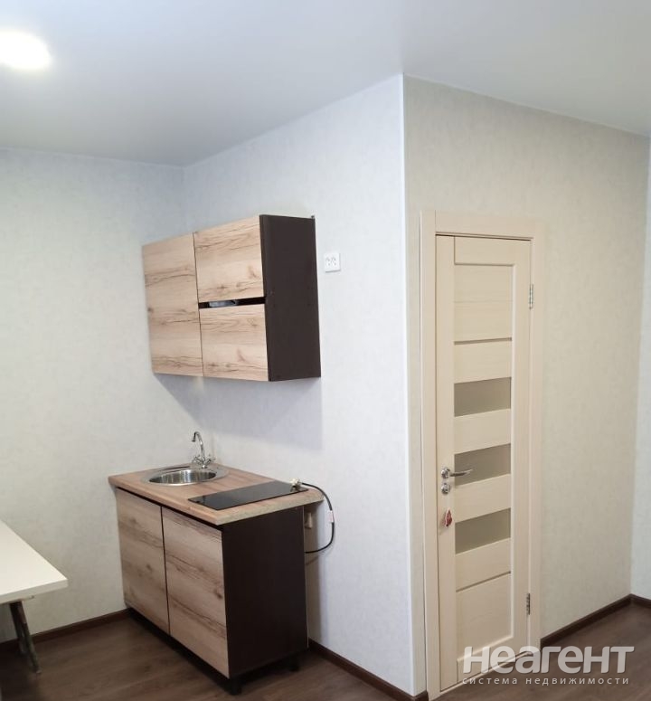 Продается 1-комнатная квартира, 18 м²