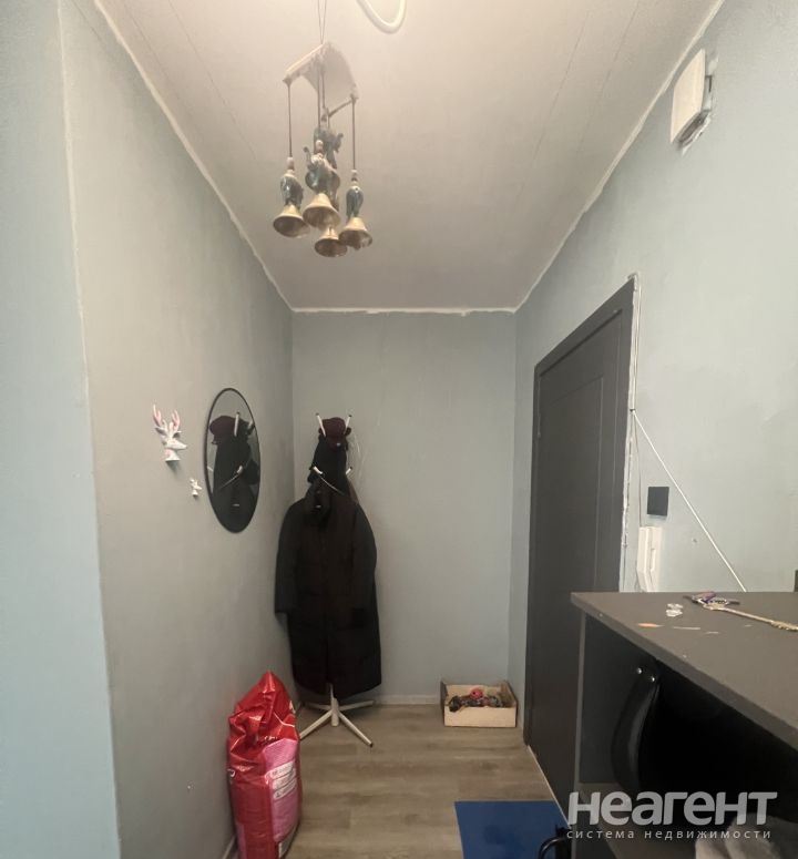 Продается 1-комнатная квартира, 42,2 м²