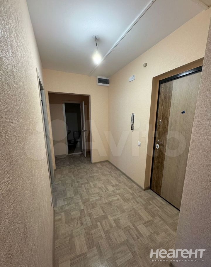 Продается 2-х комнатная квартира, 60 м²