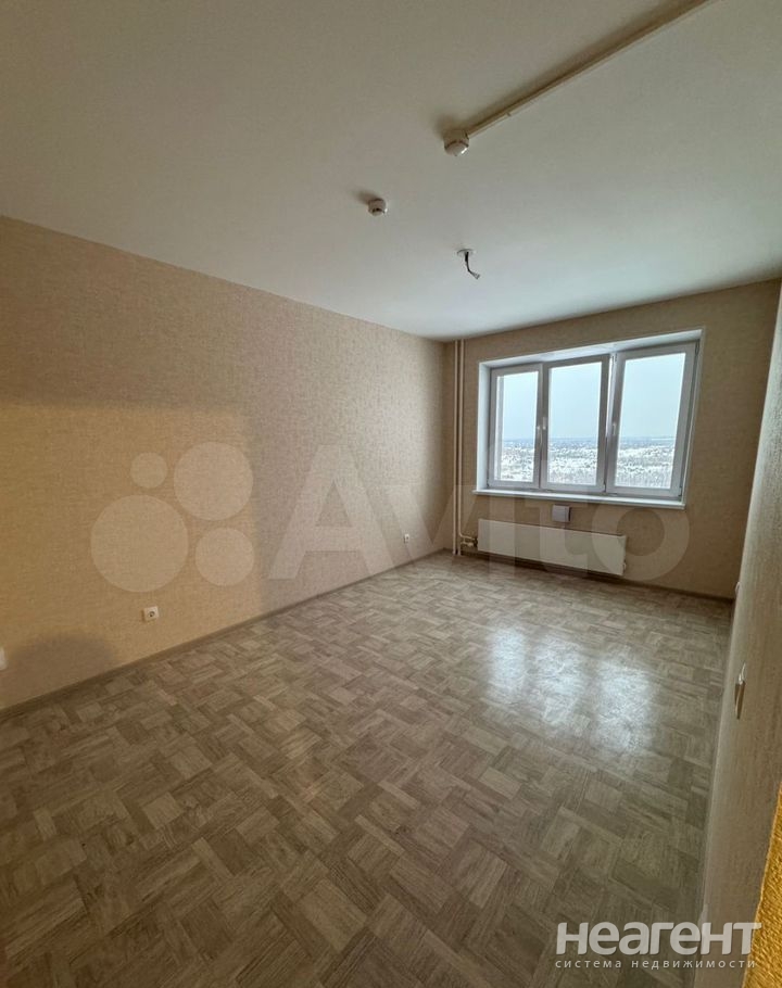 Продается 2-х комнатная квартира, 60 м²