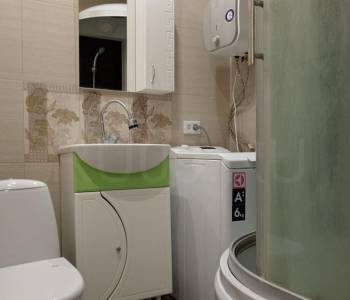 Продается 1-комнатная квартира, 32 м²