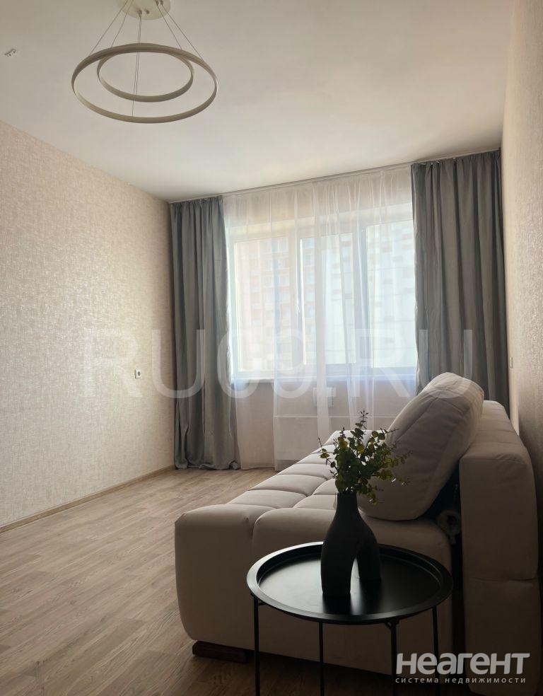 Продается 2-х комнатная квартира, 56 м²