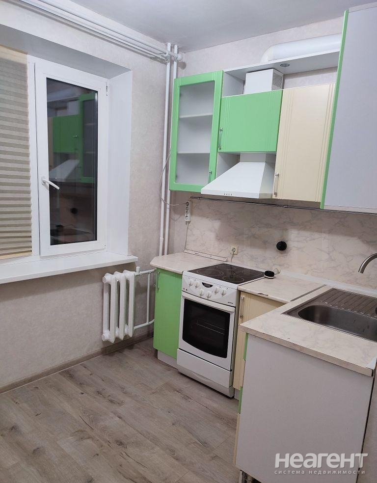 Продается 1-комнатная квартира, 36 м²