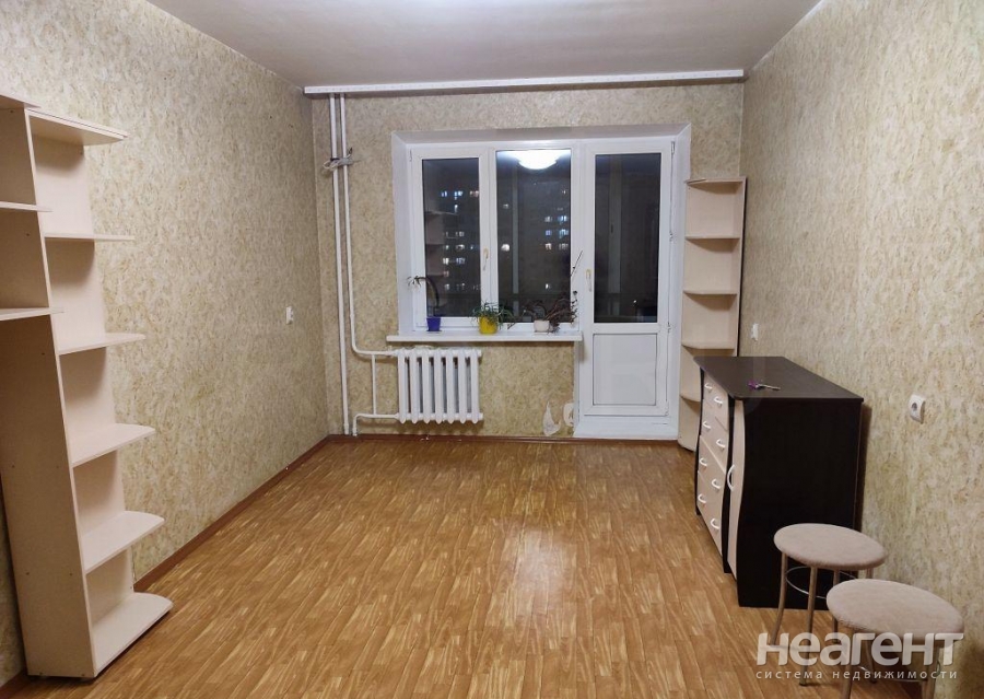 Продается 1-комнатная квартира, 36 м²