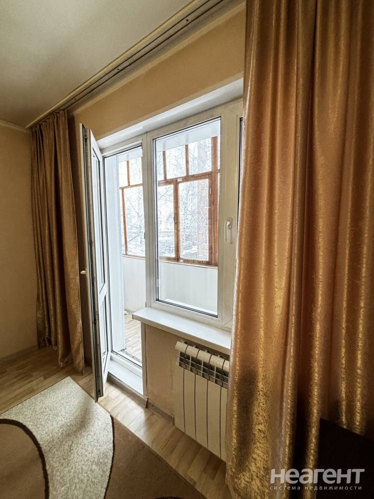 Сдается 1-комнатная квартира, 30 м²