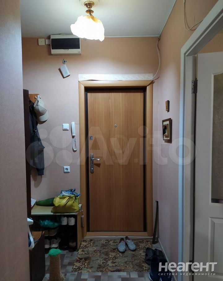 Продается 1-комнатная квартира, 36 м²