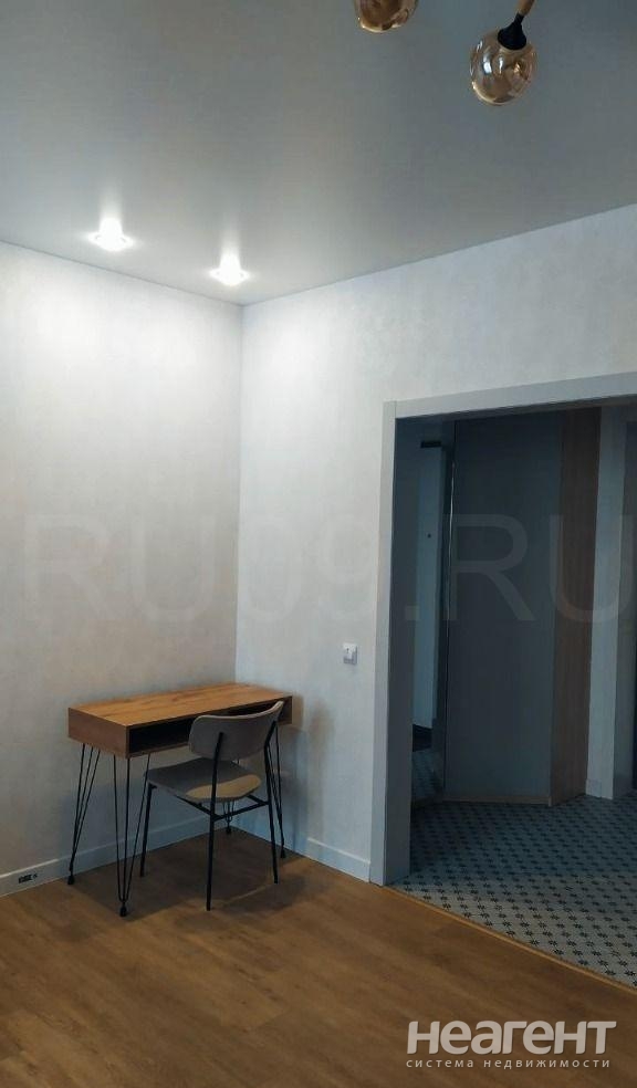 Сдается 1-комнатная квартира, 30 м²