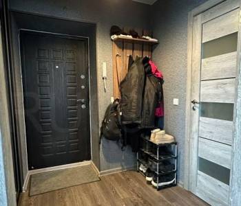 Продается 1-комнатная квартира, 33 м²