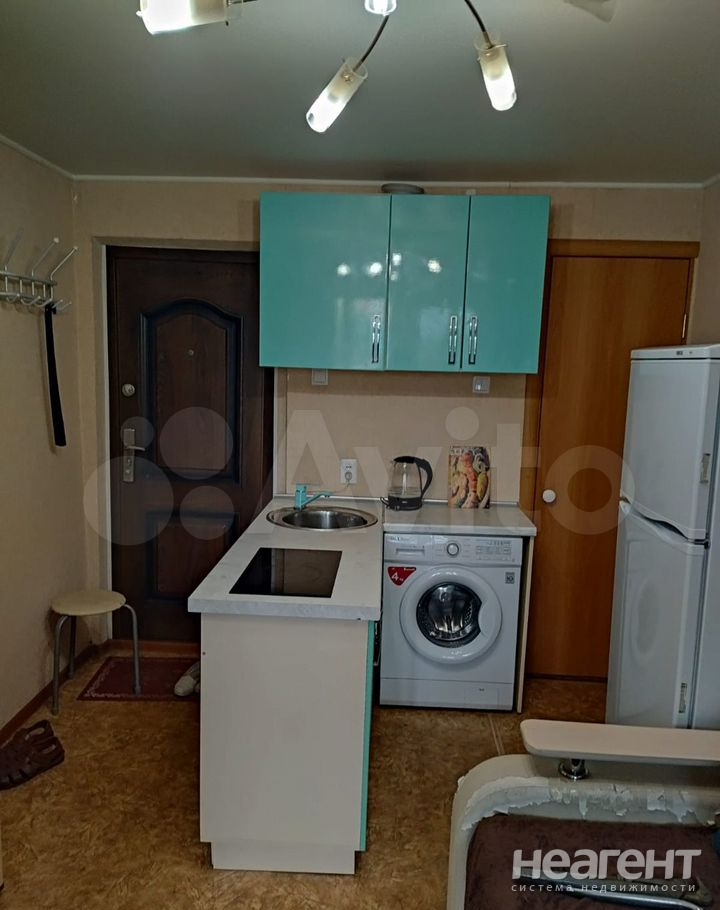 Продается 1-комнатная квартира, 16,7 м²