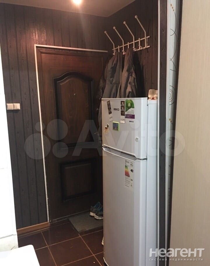 Продается 1-комнатная квартира, 14,9 м²