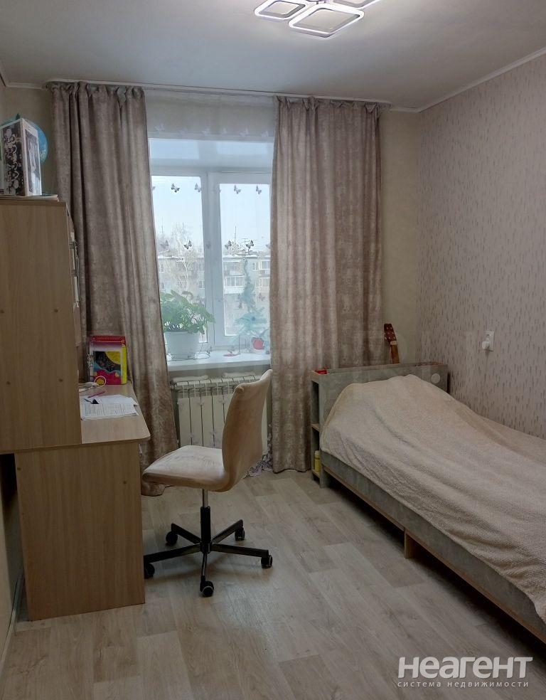 Продается 3-х комнатная квартира, 59 м²