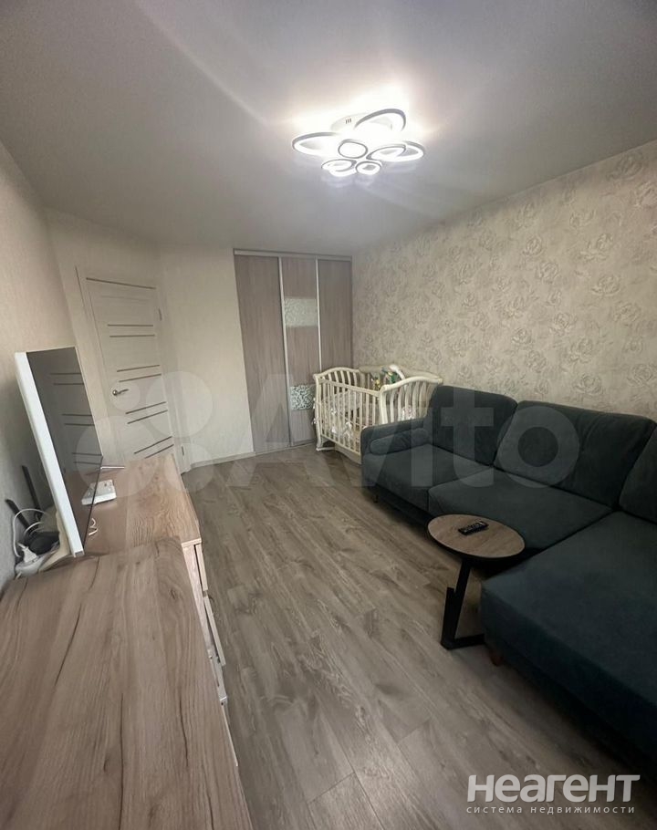 Продается 1-комнатная квартира, 33,4 м²