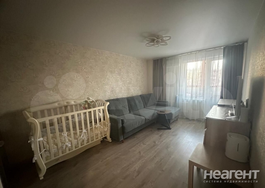 Продается 1-комнатная квартира, 33,4 м²