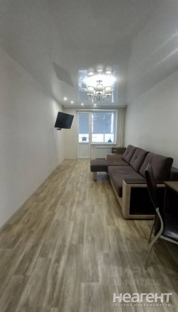 Сдается 1-комнатная квартира, 49 м²