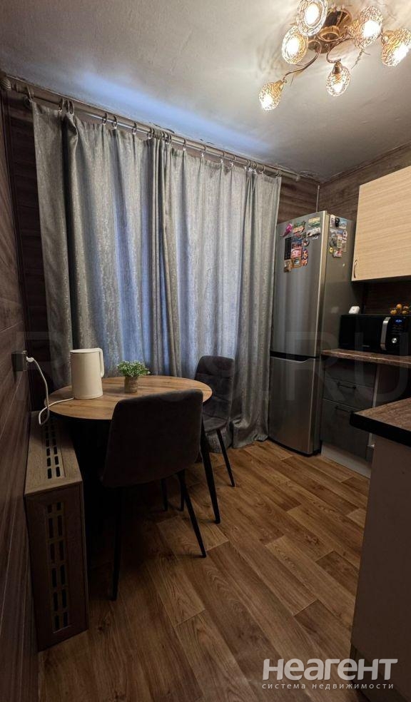 Продается 1-комнатная квартира, 35 м²