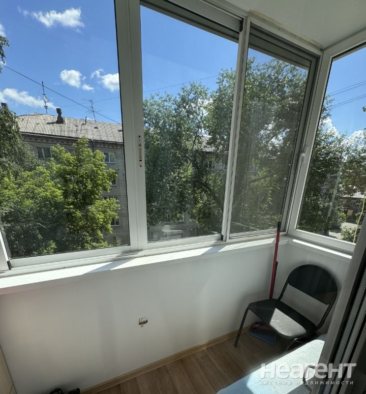 Продается 1-комнатная квартира, 32,9 м²