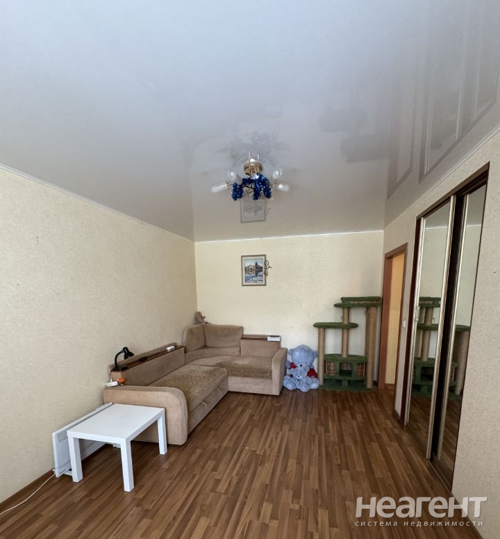 Продается 1-комнатная квартира, 32,9 м²